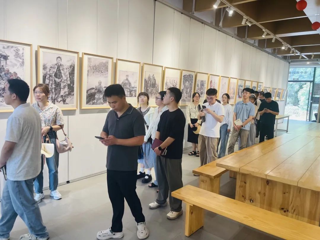 1756948174915338.jpg 640 (4).jpg